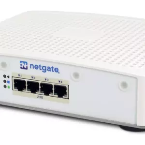 Netgate 4200 MAX - פאת הפורטים בזווית: ארבעה פורטי 2.5 ג׳יגה